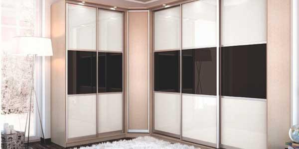 Угловые шкафы-купе в спальню