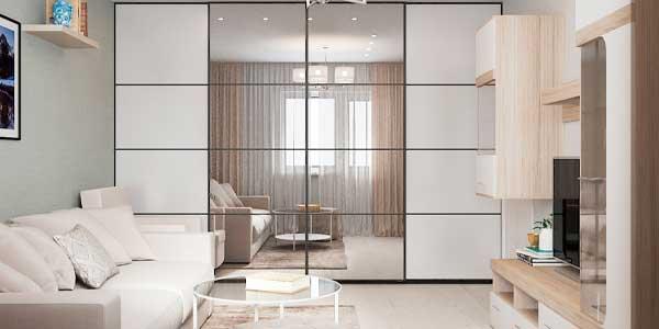 Белые шкафы-купе с зеркалом